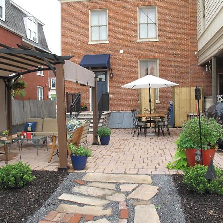 Georges On York B&B Taneytown Esterno foto